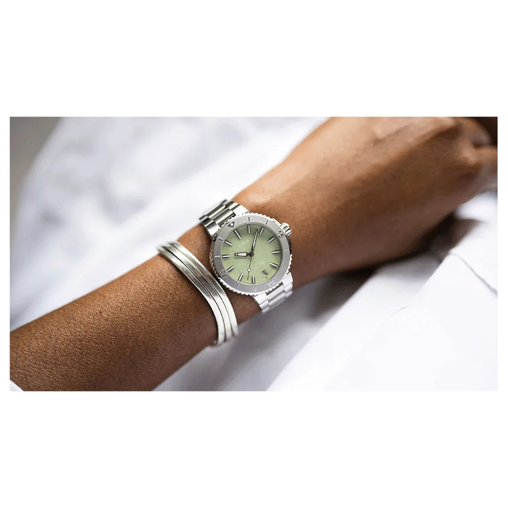 Oris Aquis Date 36.5mm - 01 733 7770 4157-07 8 18 05P_1